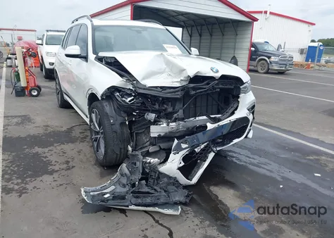 2020 BMW X7 xDrive40I z USA, uszkodzony, nr VIN 5UXCW2C03L9B48180